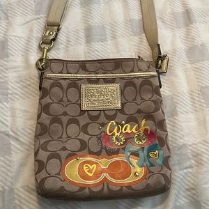 Coach poppy crossbody